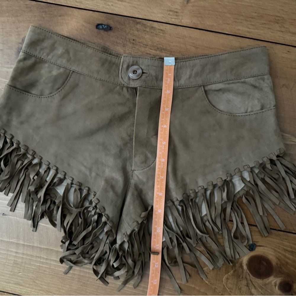 Rare Spell & The Gypsy Cowboy Dreams Suede Fringe Shorts Size 8 - Picture 13 of 16